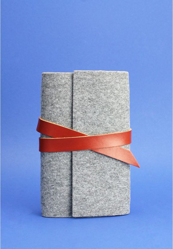 Кожаный блокнот (Софт-бук) «1.0 фетр/кожа» BlankNote (коньяк)